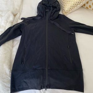 Lululemon sweatshirt